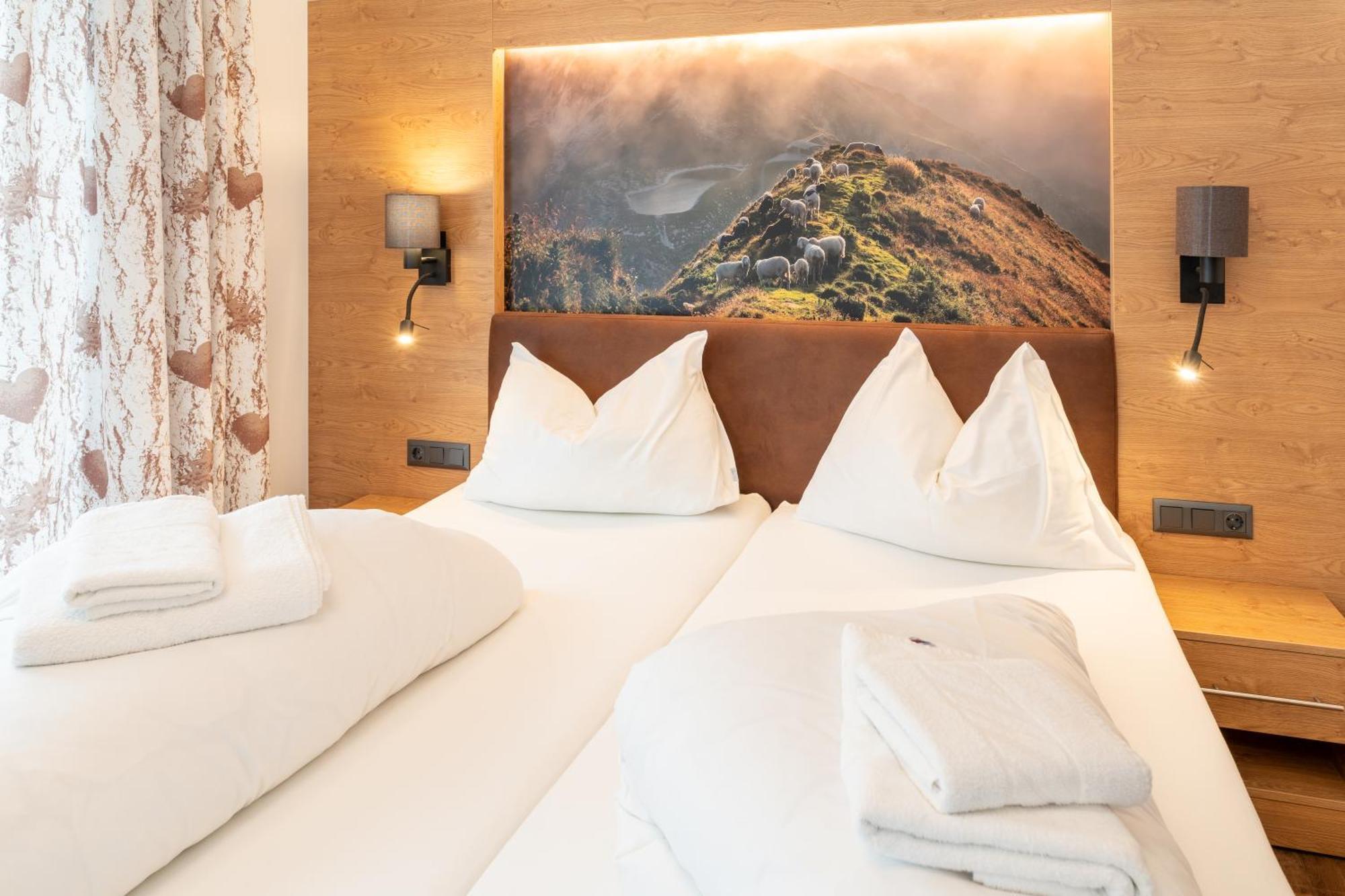 Alpenresidenz Hotel Gell Tweng Extérieur photo